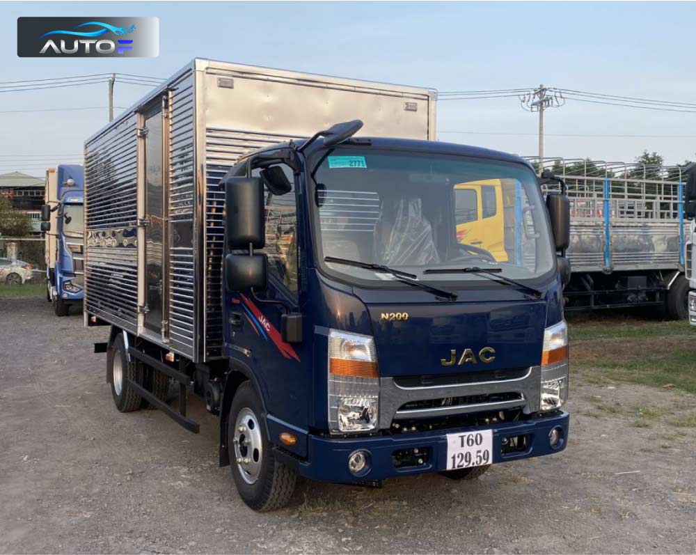 Giá xe tải Jac N200 thùng kín inox (1.99 tấn)